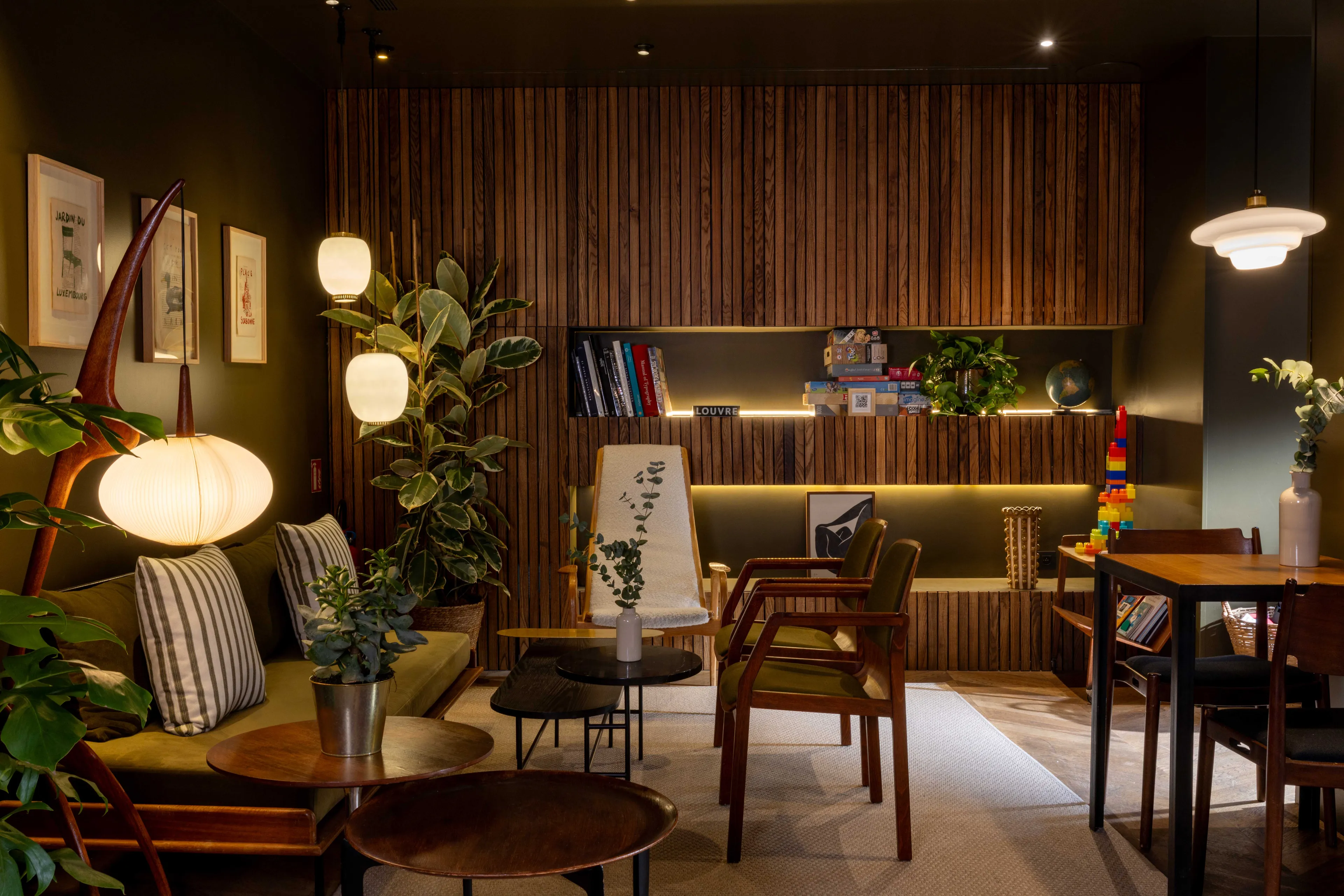 Agence WEBCOM 2020 - Site Internet sur mesure COQ Hotel