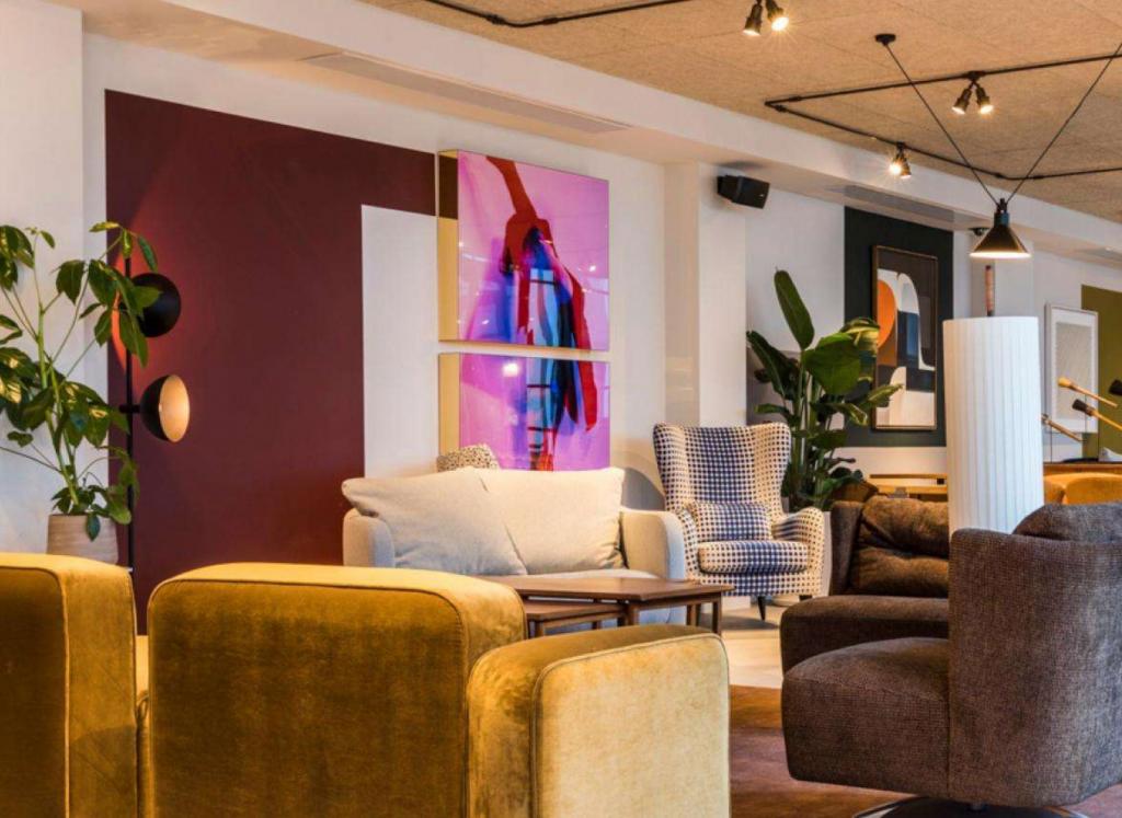 Agence WEBCOM 2020 - Site Internet sur mesure Le Grand Quartier